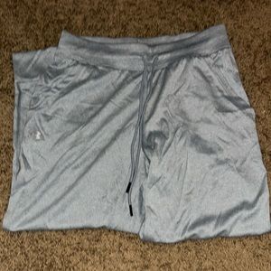 under armor light sweat pants / joggers